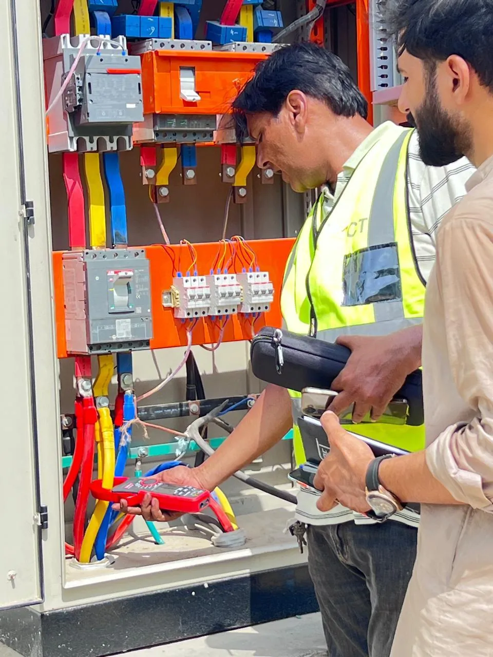 Panel wiring & busbars
